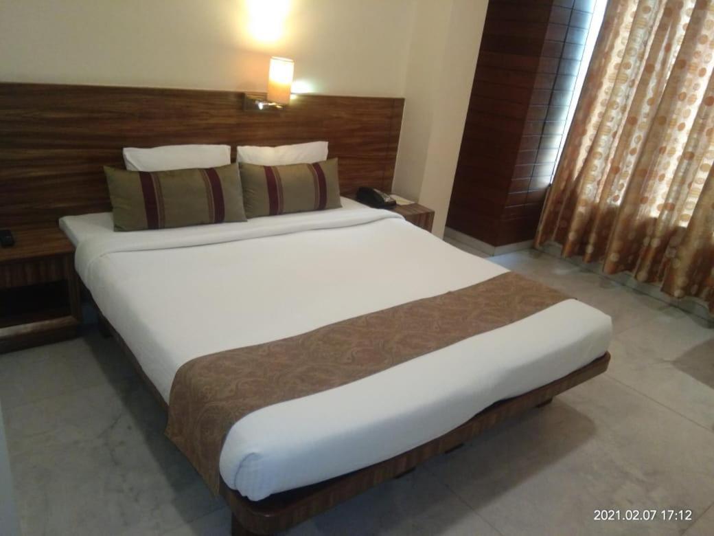מומביי Hotel Jewel Of Chembur מראה חיצוני תמונה